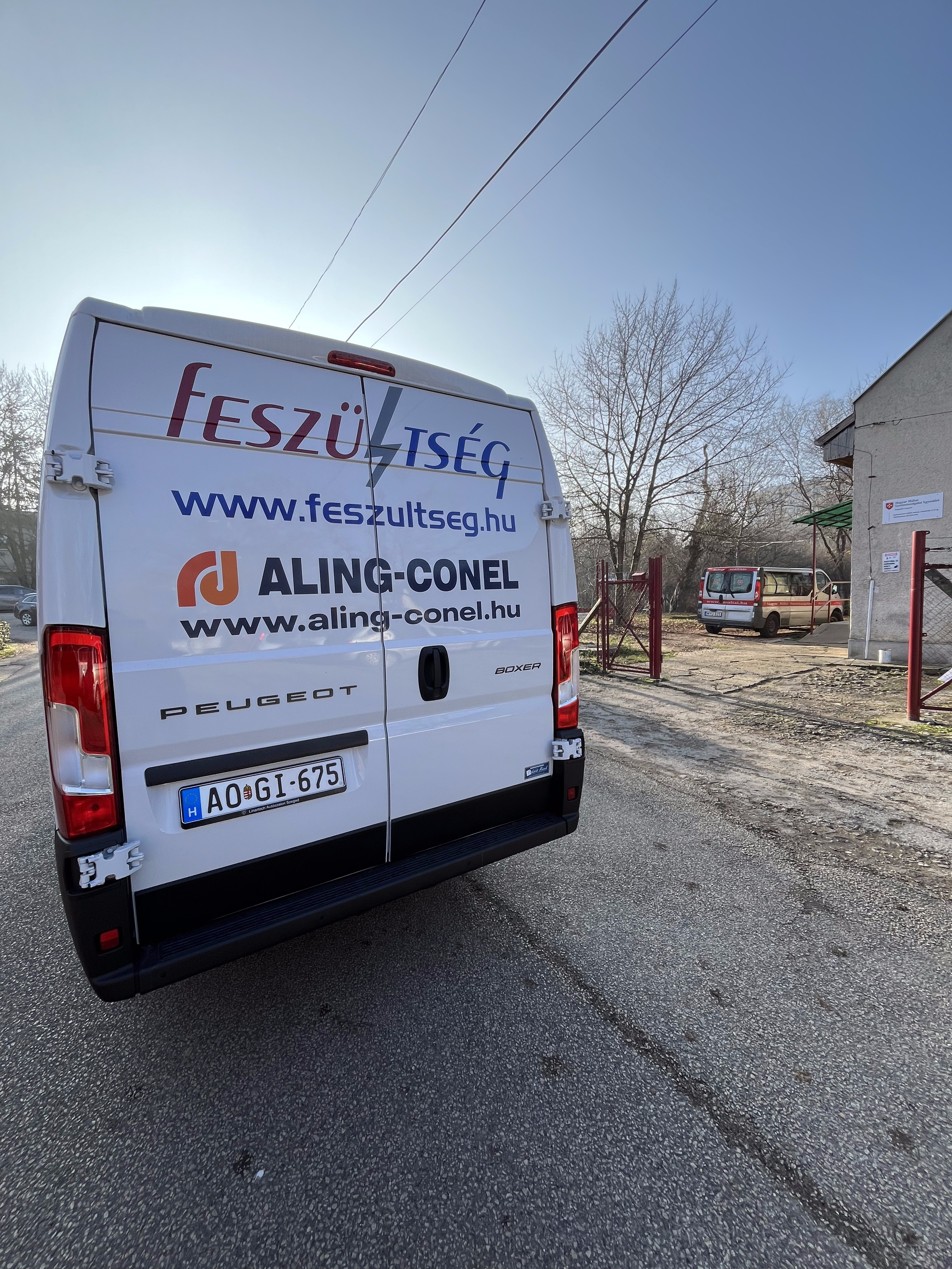 Ünnepi összefogás a rászorulókért 02 - Feszültség Kft