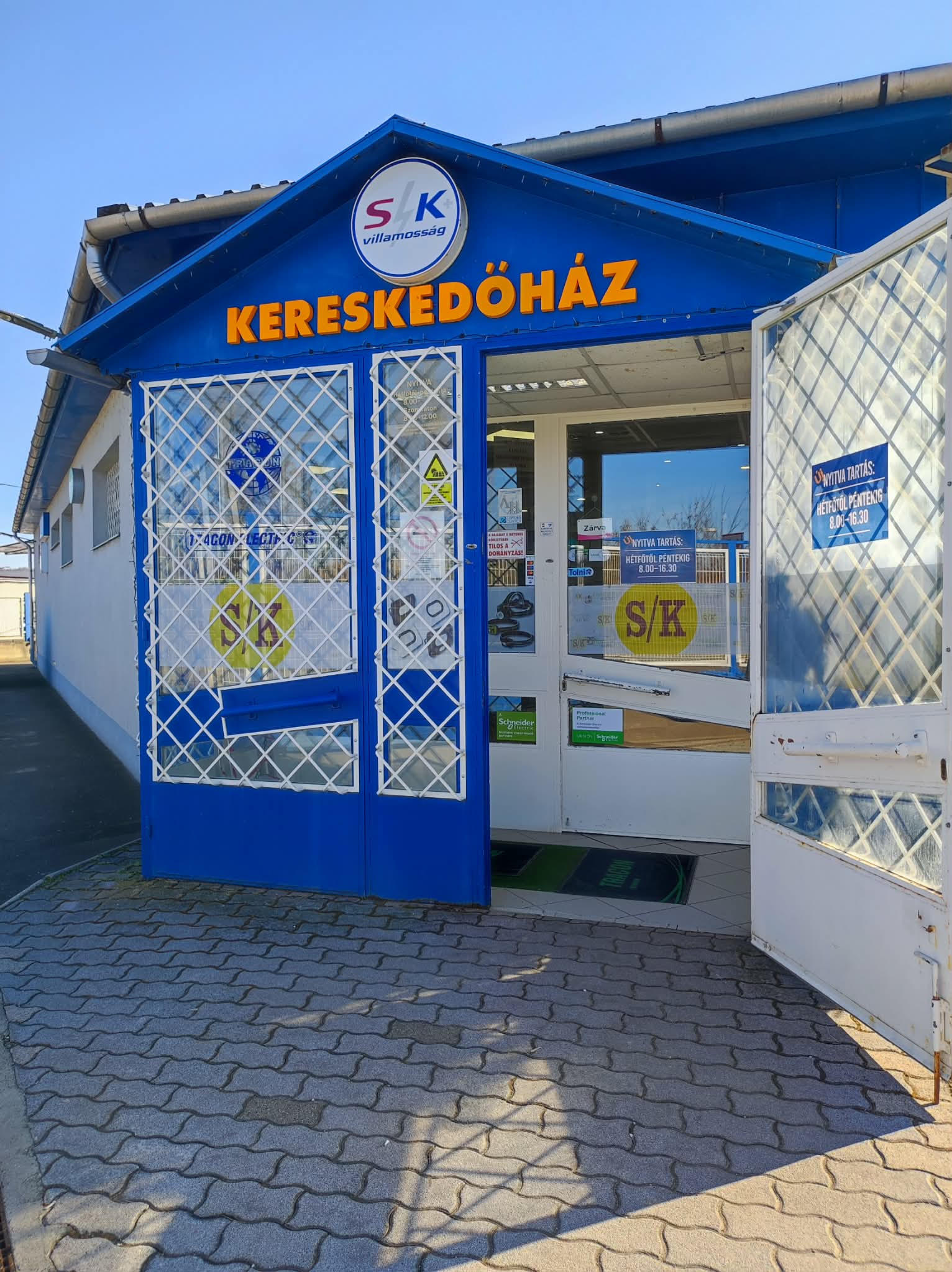 S/K Plusz Kereskedőház Kft, Eger